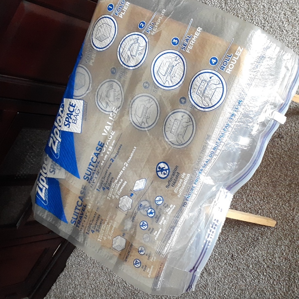 NWOT (2) Ziploc Space Bags Suitcase Size SS108 - Picture 4 of 6